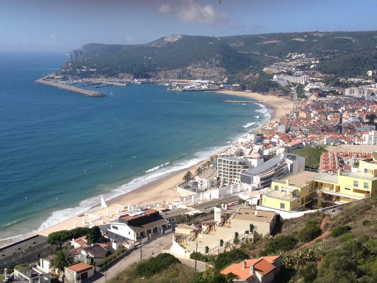 Apartment With A Stunning View Over Sesimbra Exterior photo