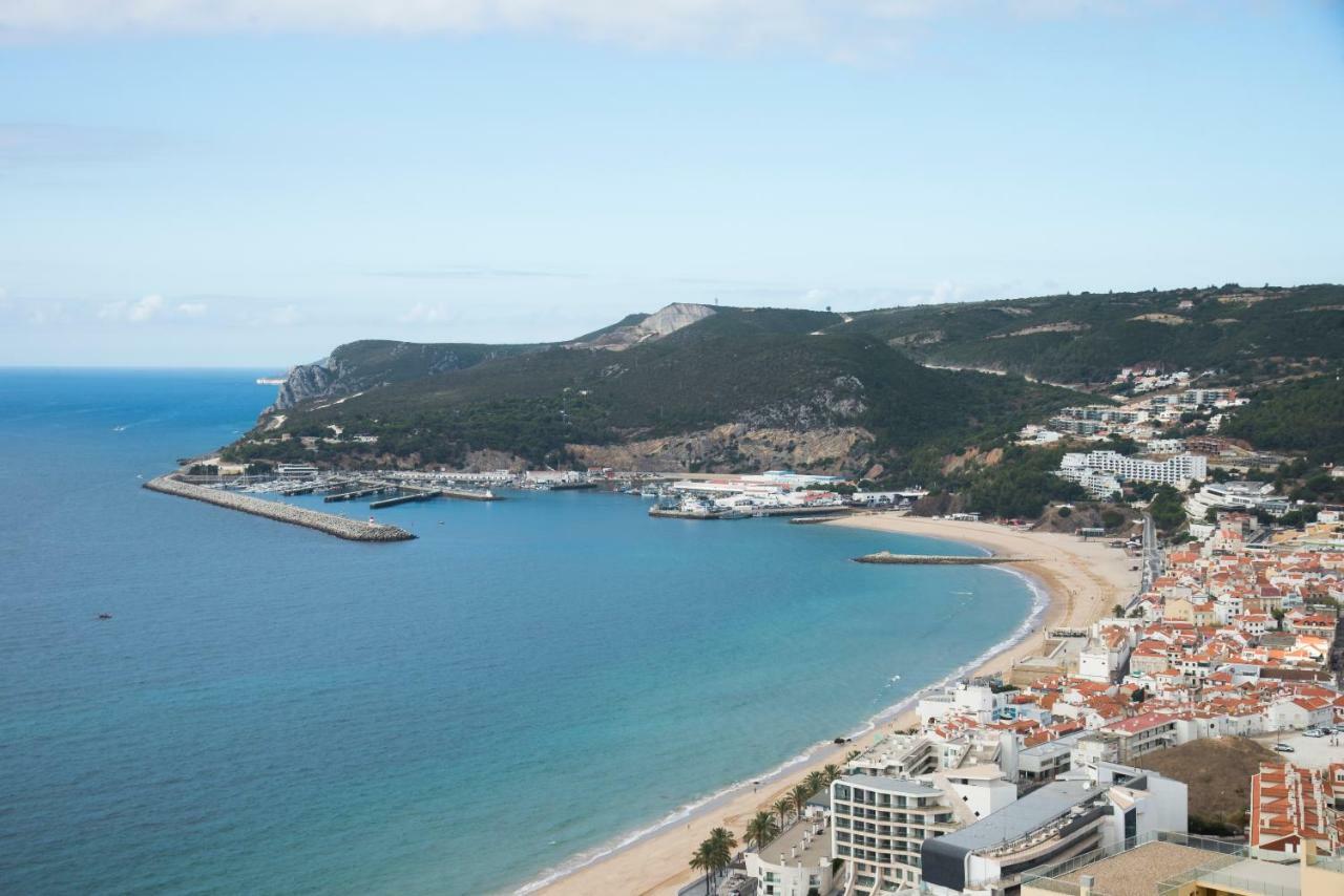Apartment With A Stunning View Over Sesimbra Exterior photo